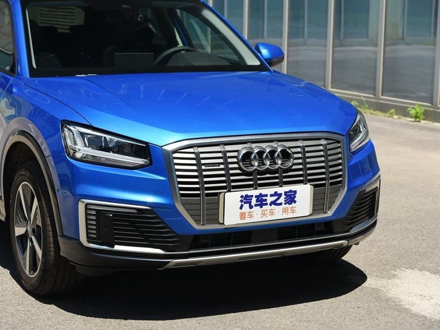 Детали экстерьера Audi Q2 L 30 e-tron 2019 года  (CN) (фото 10 из 35)